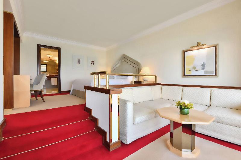 Sheraton Grand Doha Resort & Convention Hotel - Oda