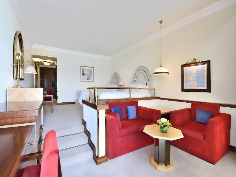 Sheraton Grand Doha Resort & Convention Hotel - Oda