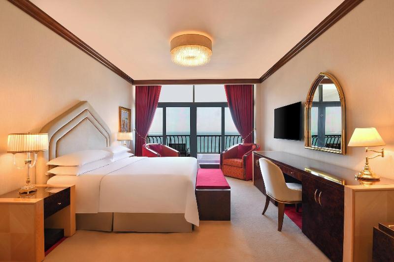 Sheraton Grand Doha Resort & Convention Hotel - Oda