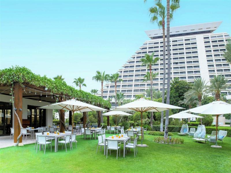 Sheraton Grand Doha Resort & Convention Hotel - Havuz