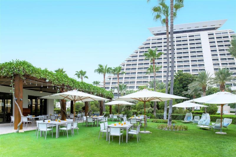 Sheraton Grand Doha Resort & Convention Hotel - Havuz