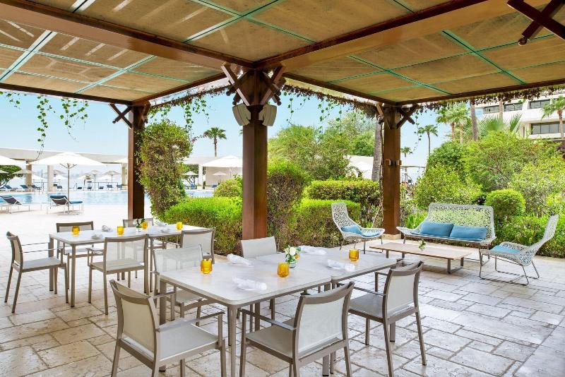 Sheraton Grand Doha Resort & Convention Hotel - Havuz