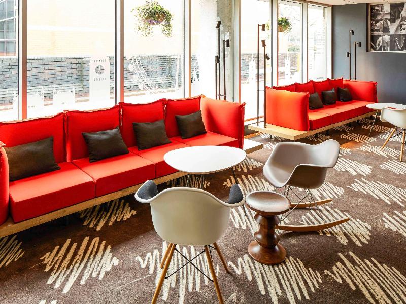 ibis London Heathrow Airport - Lobi