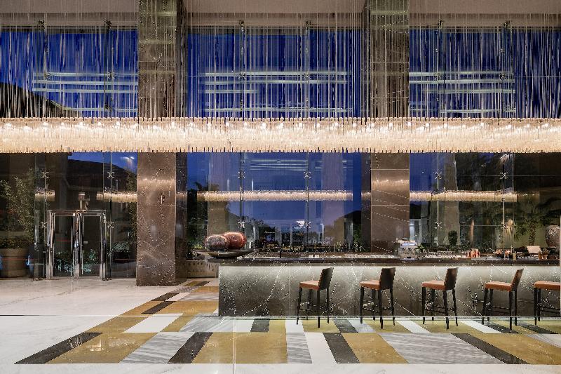 Dusit Thani LakeView Cairo - Bar