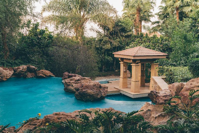 Dusit Thani LakeView Cairo - Genel