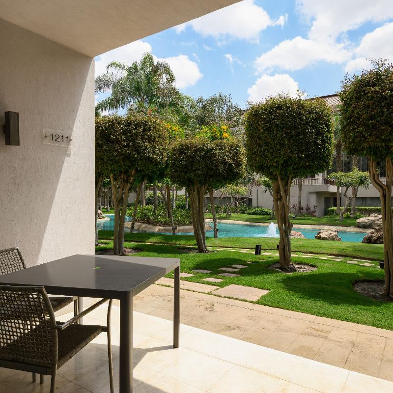 Dusit Thani LakeView Cairo - Oda