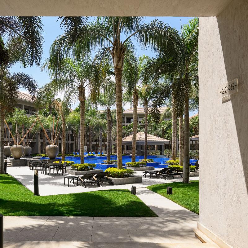 Dusit Thani LakeView Cairo - Oda