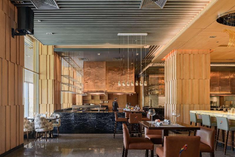 Dusit Thani LakeView Cairo - Restoran