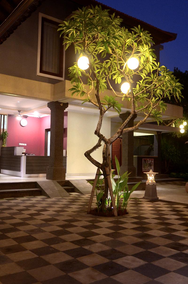 Puri Sading Hotel - Lobi