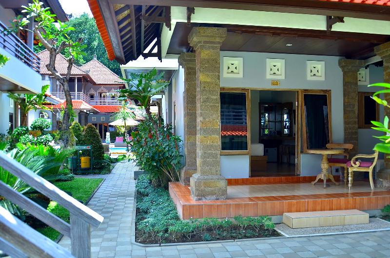Puri Sading Hotel - Genel