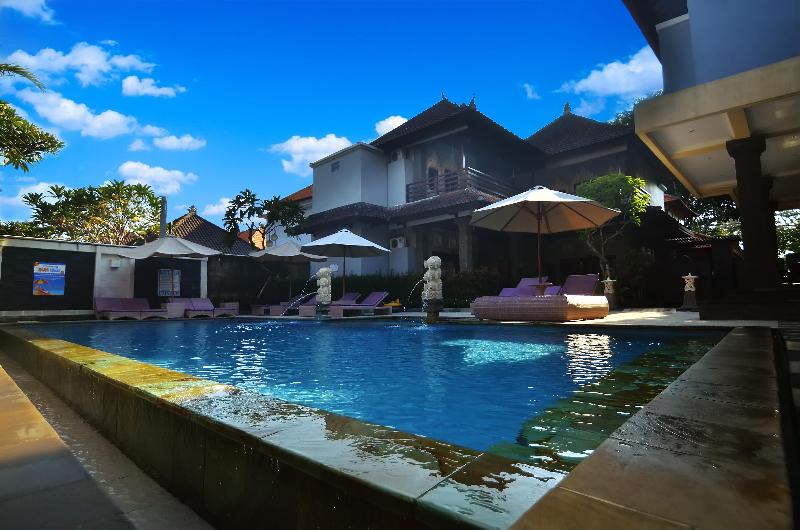 Puri Sading Hotel - Havuz