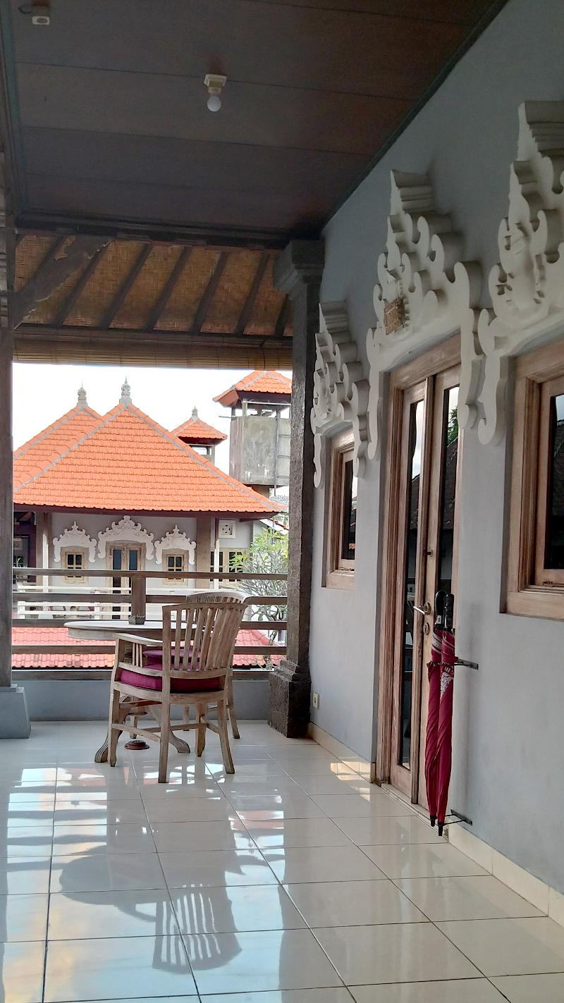 Puri Sading Hotel - Teras