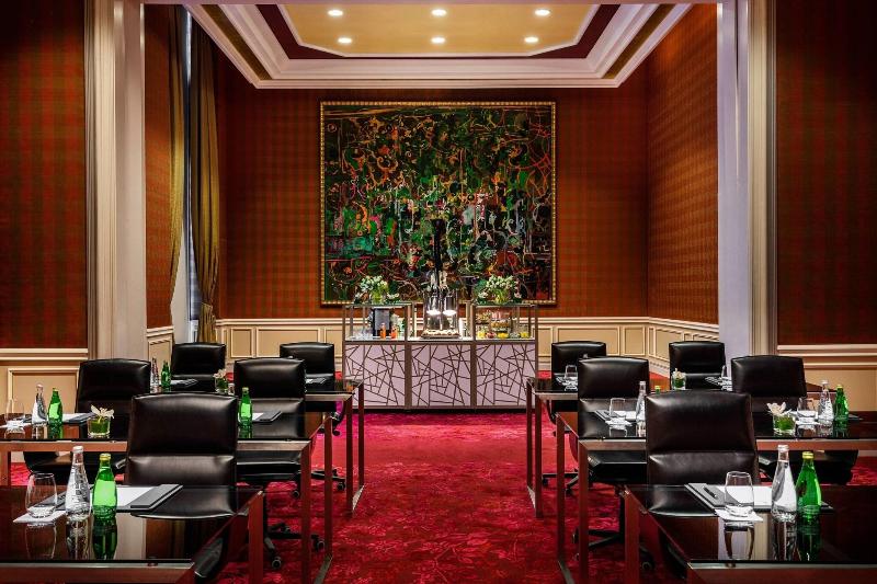 The Ritz-Carlton, Doha - Toplantı
