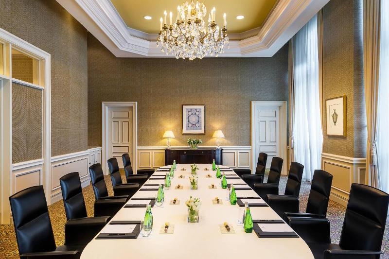 The Ritz-Carlton, Doha - Toplantı
