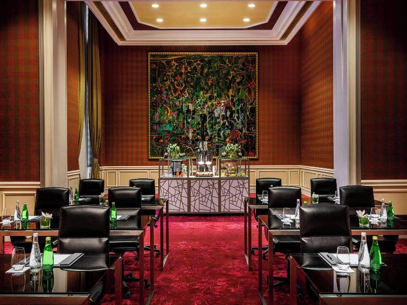 The Ritz-Carlton, Doha - Toplantı