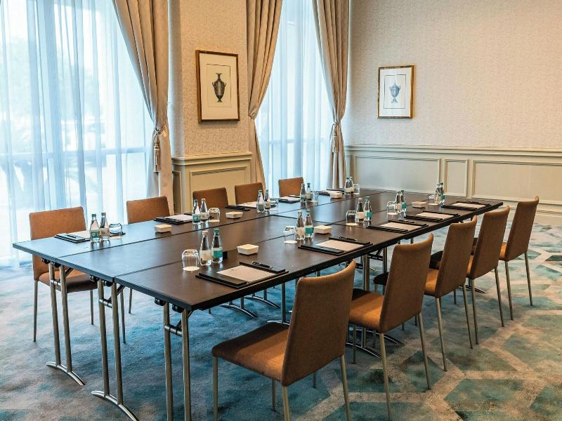 The Ritz-Carlton, Doha - Toplantı