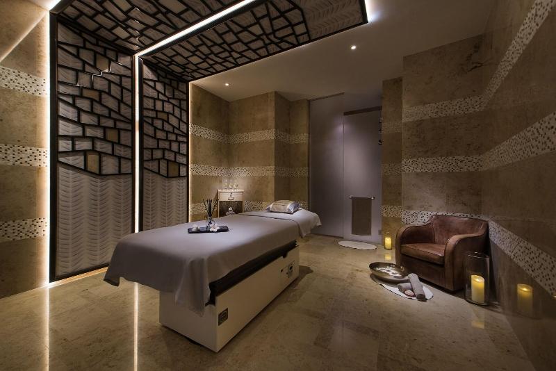 The Ritz-Carlton, Doha - Aktivite