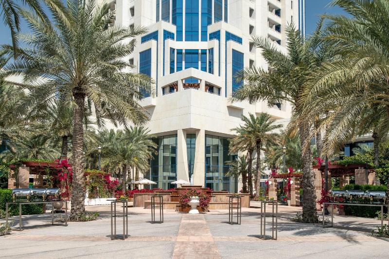The Ritz-Carlton, Doha - Genel