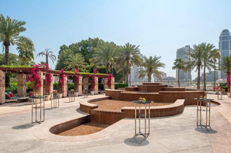 The Ritz-Carlton, Doha - Genel