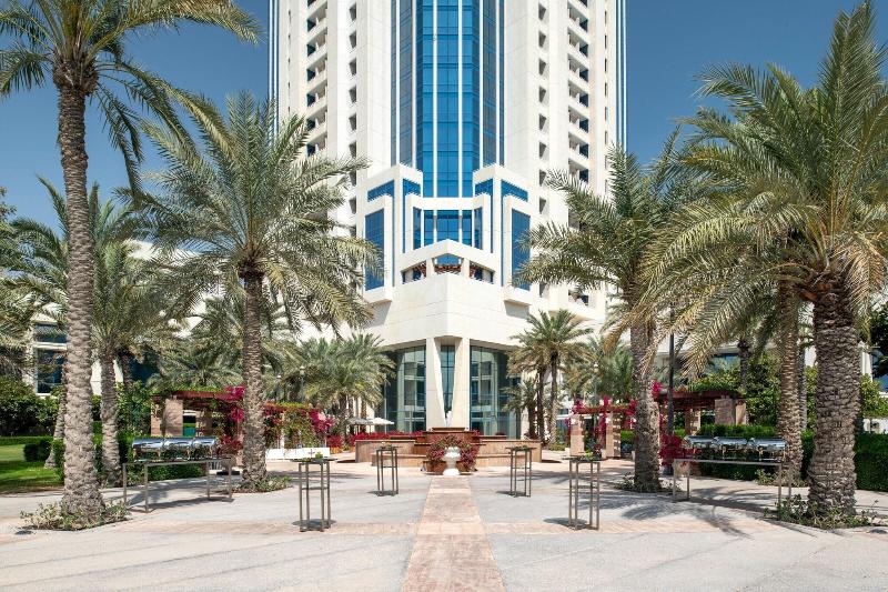 The Ritz-Carlton, Doha - Genel