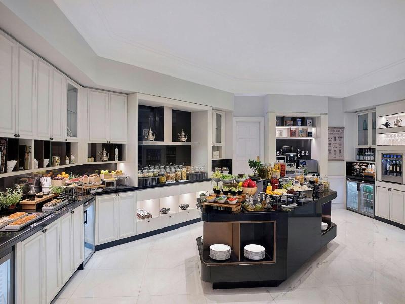 The Ritz-Carlton, Doha - Genel