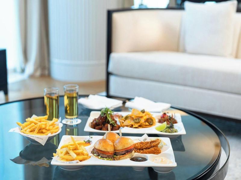 The Ritz-Carlton, Doha - Genel