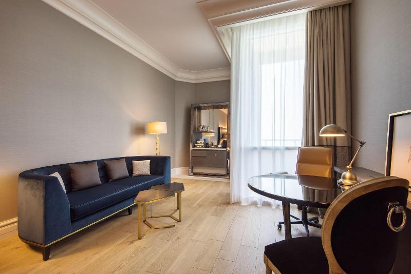 The Ritz-Carlton, Doha - Oda