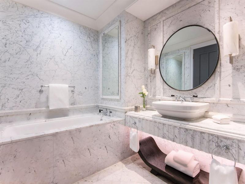 The Ritz-Carlton, Doha - Oda