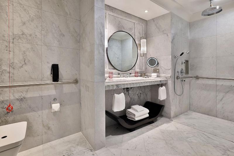 The Ritz-Carlton, Doha - Oda