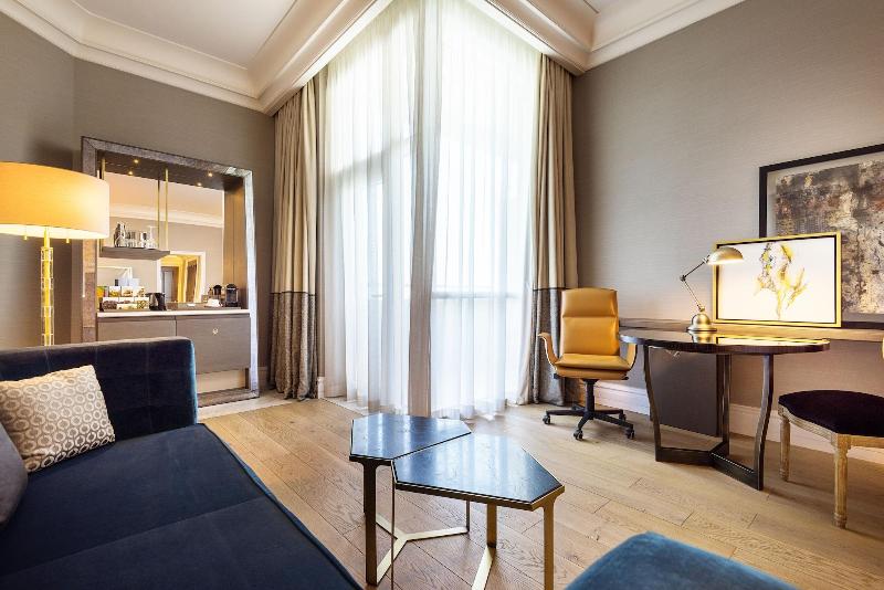 The Ritz-Carlton, Doha - Oda