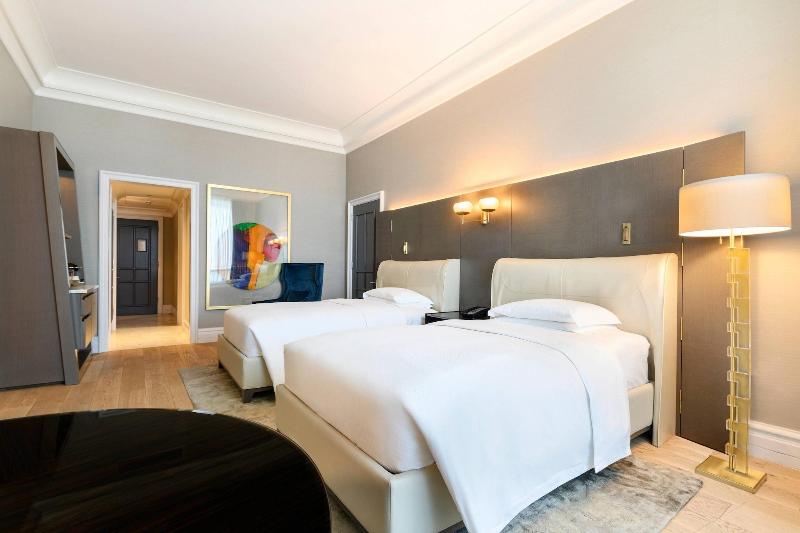 The Ritz-Carlton, Doha - Oda