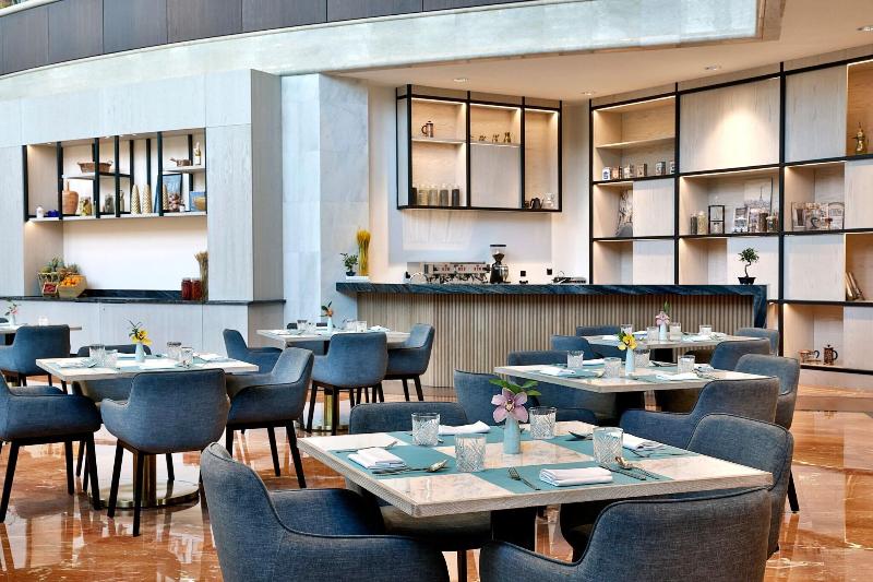 The Ritz-Carlton, Doha - Restoran