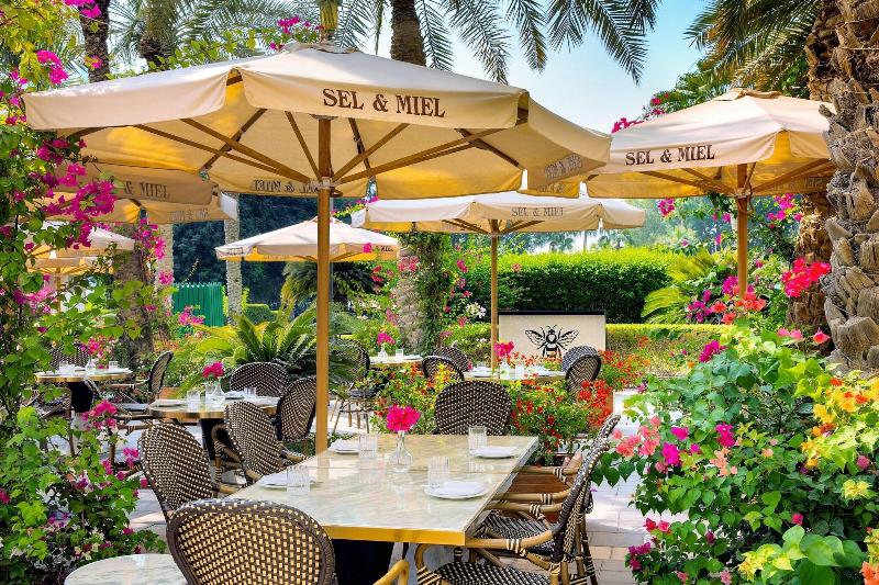 The Ritz-Carlton, Doha - Restoran