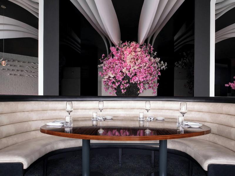 The Ritz-Carlton, Doha - Restoran