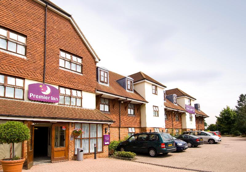 Premier Inn London Gatwick South - Genel