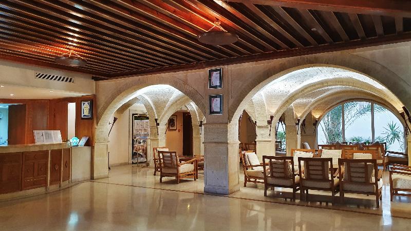 Ras El Ain - Bar