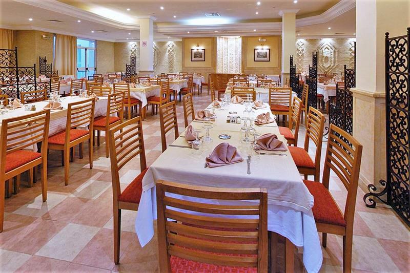 Ras El Ain - Restoran