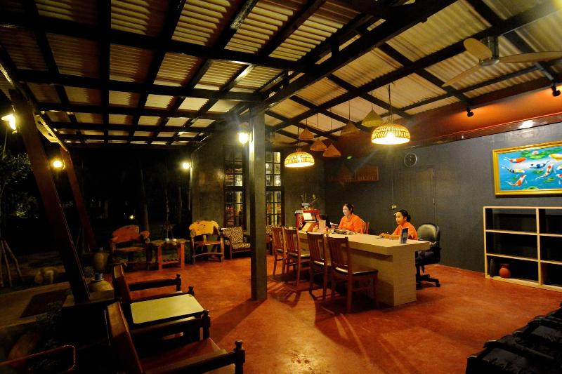 Golden Bay Cottages - Lobi