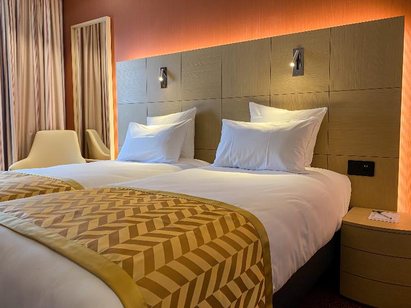 Nash Airport Hotel - Oda