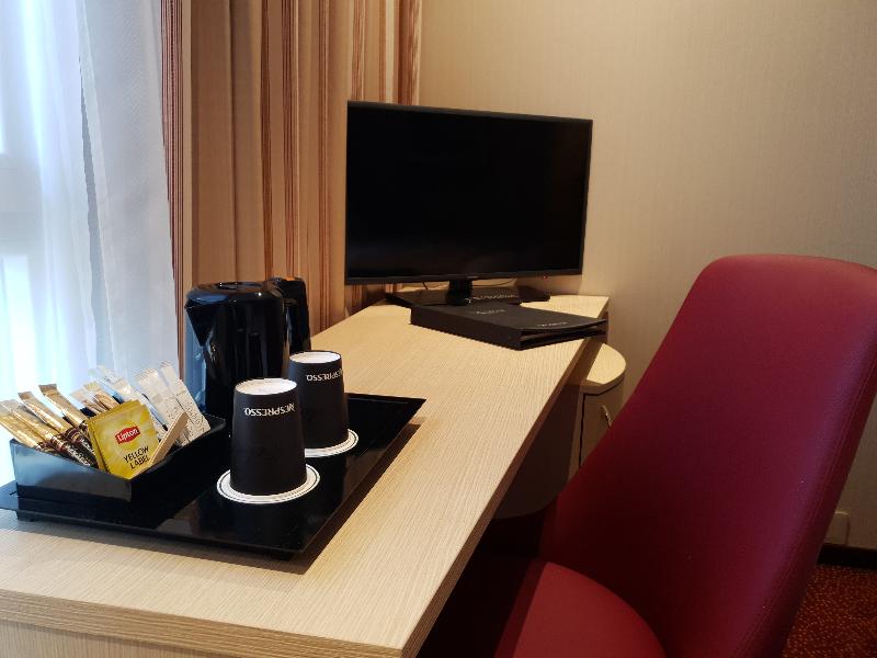 Nash Airport Hotel - Oda