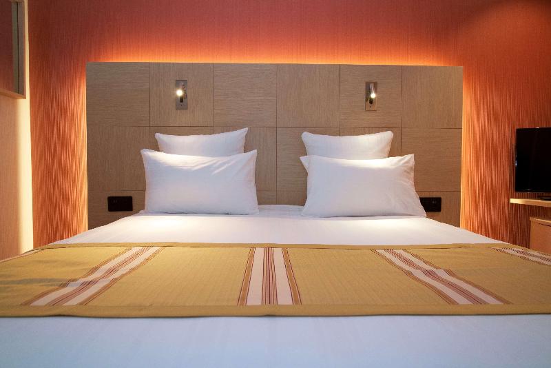 Nash Airport Hotel - Oda
