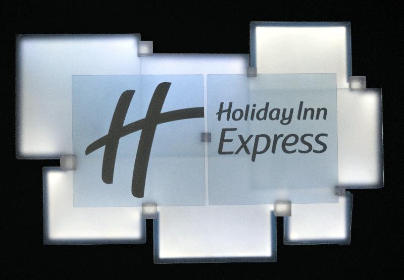 Holiday Inn Express Dundee - Lobi