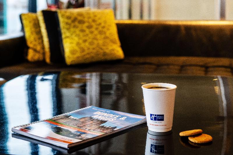 Holiday Inn Express Dundee - Lobi