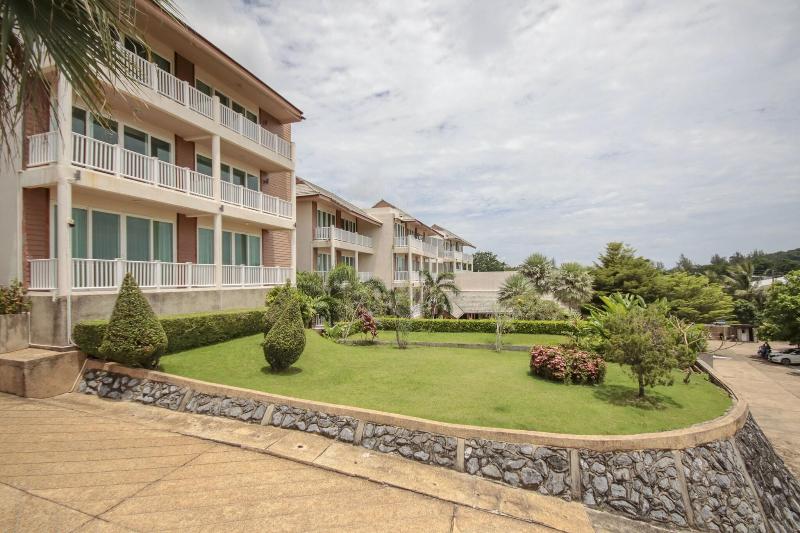 Capital O 1111 Ananda Lanta Resort - Teras