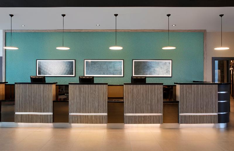 Leonardo Hotel London Watford - Genel