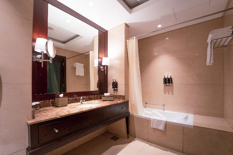 Millennium Hotel Doha - Oda