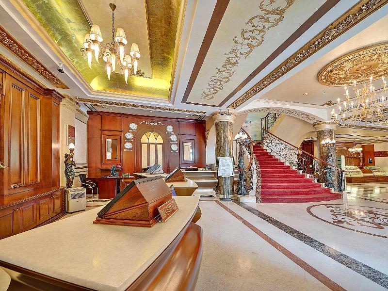 Royal Ascot Hotel - Lobi