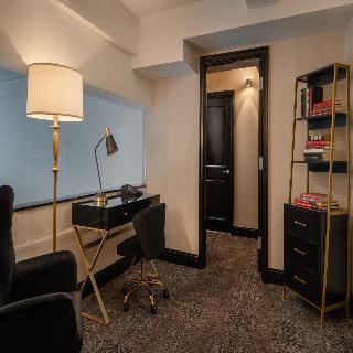 The Manhattan Club fotoÄŸrafÄ±