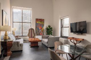 The Manhattan Club fotoÄŸrafÄ±