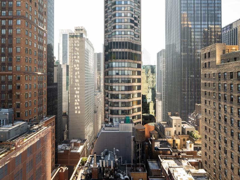 The Manhattan Club - Oda